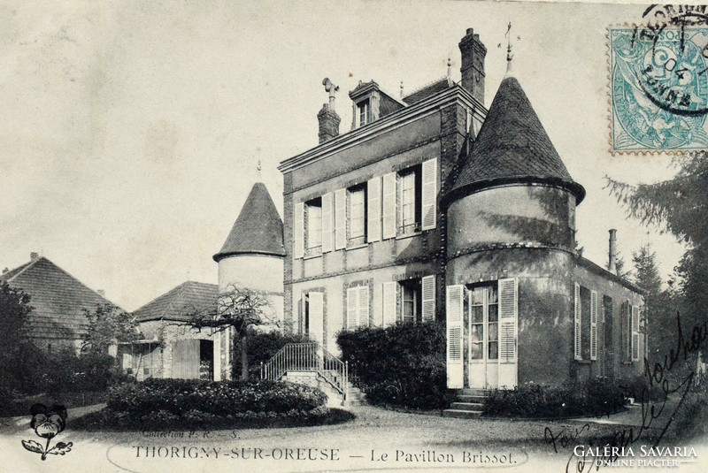 Antique photo postcard - small French town building