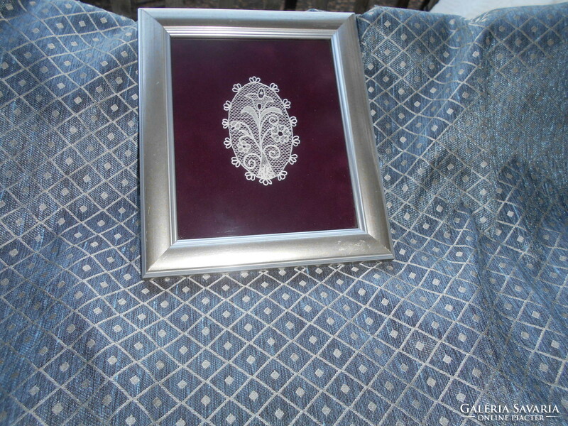 Fish lace - framed picture - on the back of the certificate - extraordinary handwork