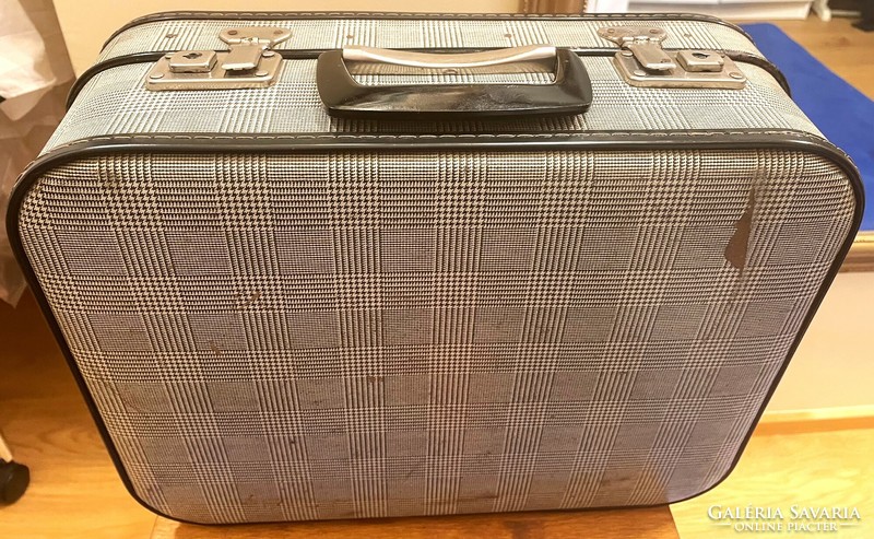 Kisméretű elegáns női szarkaláb mintás (pepitás) bőrönd, retro utazó koffer0000