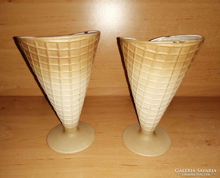 Tölcsér formájú üveg fagyis, desszertes pohár kehely párban (12/K)