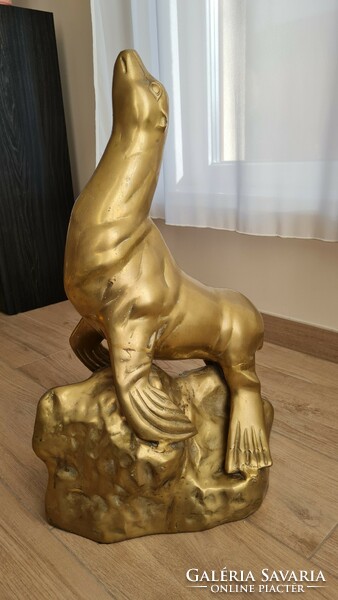 Hatalmas réz/bronz fóka szobor