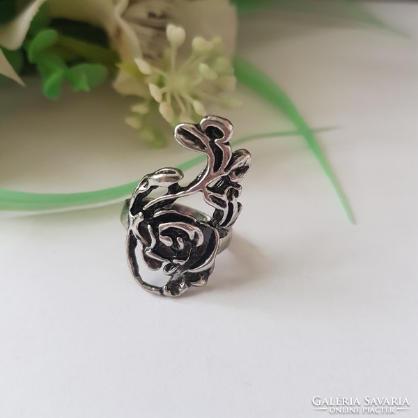 New ring with rose motif - usa 4 / eu 47 / ø15mm