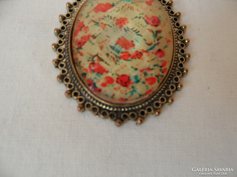 Larger floral pendant