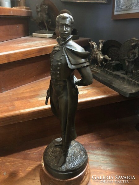 Párbajhős bronz szobra, (Lermontov?), 41 cm csak a szobor, antik.