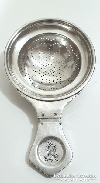 Silver (bachruch) tea strainer