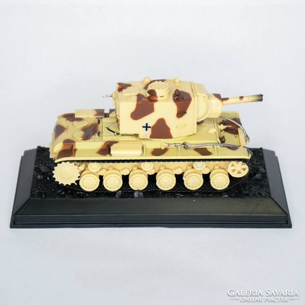 Pzkpfw kv 2 754 (r) - 1942 1:72 diecast model