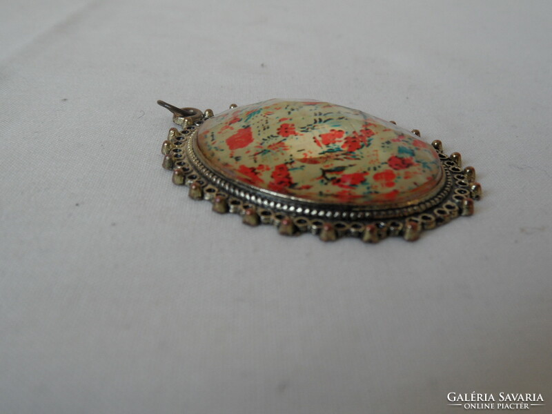 Larger floral pendant