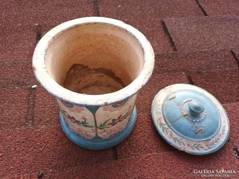 Antique kitchen pot holder - storage box with lid