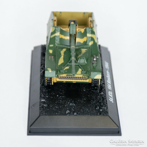 Sd.Kfz. 164 Nashorn - 1944, 1:72 öntött modell