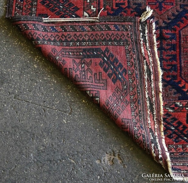 1L007 antique Caucasian hand-knotted Persian rug 110 x 205 cm