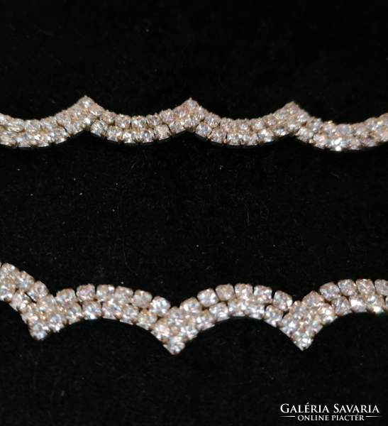 Rhinestone necklaces (1068)