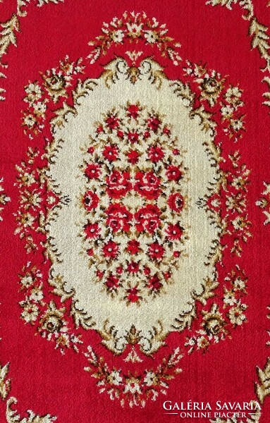 1L004 burgundy medium medallion rug 140 x 235 cm