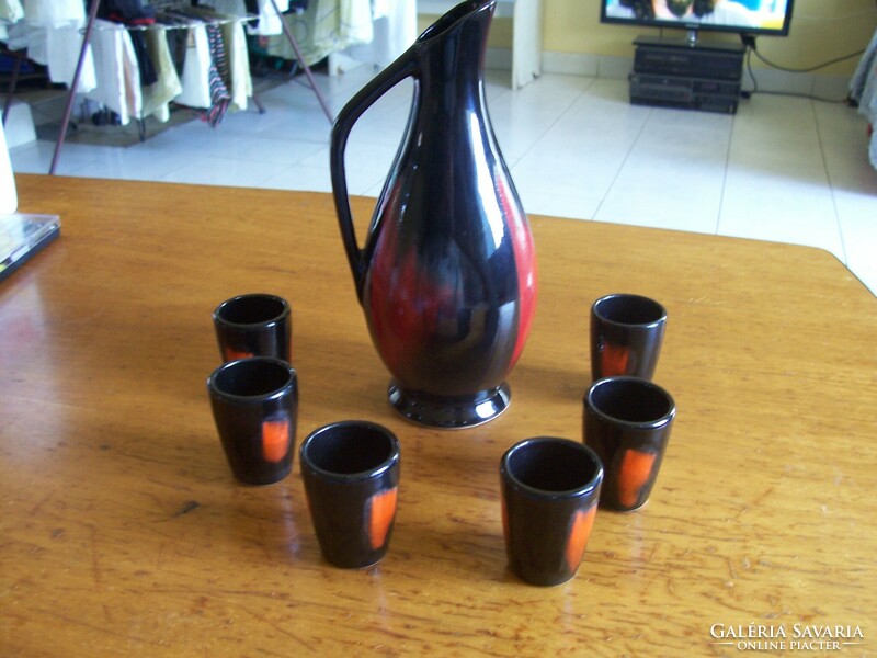 Ceramic brandy set (Hungarian Saturday wood)
