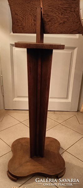 Árt deco music stand