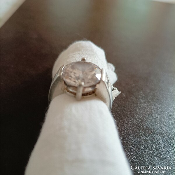 Luna márkájú 925 ezüst gyűrű