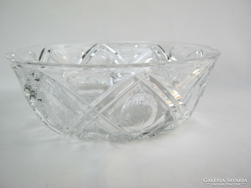 Thick glass serving bowl weighs 1 kg