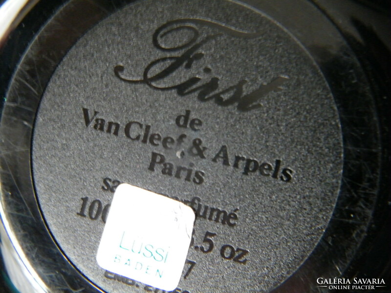 Van Cleef & Arpels First szappan doboza