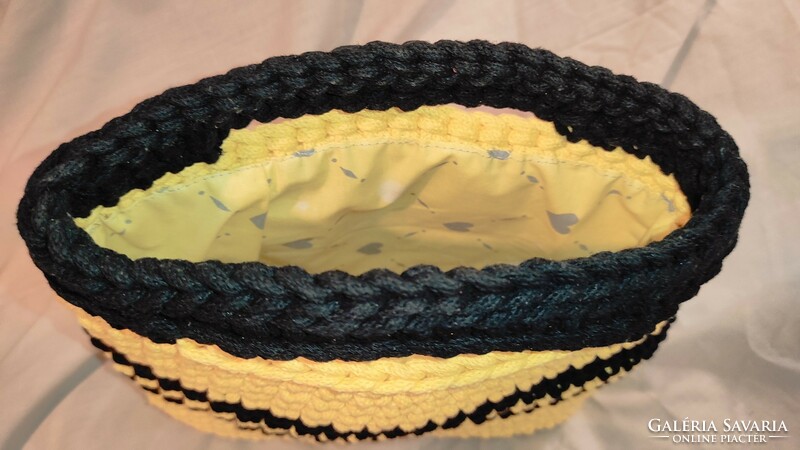Crochet bag with yellow-black color