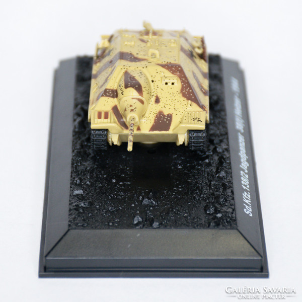 Sd.Kfz. 138/2 Jagdpanzer 38(t) Hetzer - 1944, 1:72 öntött modell