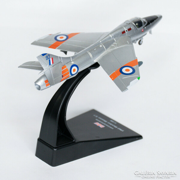 1962 Hawker hunter t.7, 1:100 diecast model