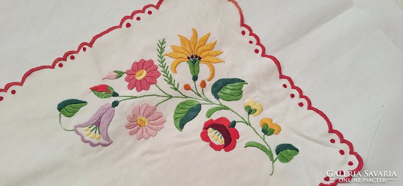 Embroidered floral needlework runner, tablecloth 74 x 31 cm.