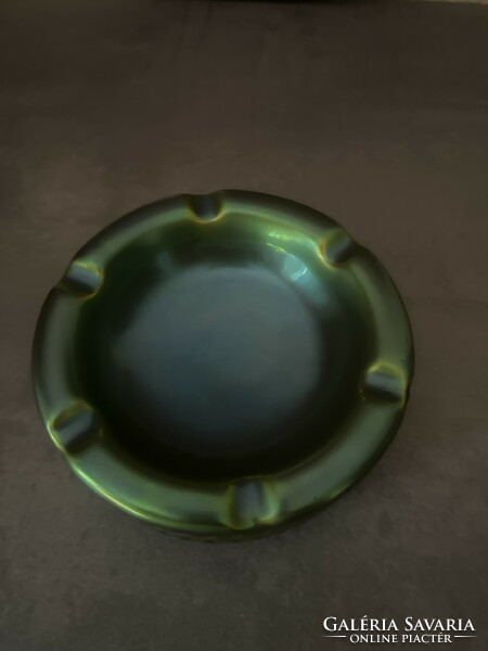 Zsolnay porcelain, eosin glazed ashtray. Based on the design of Anna T surányi