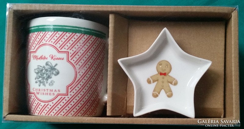 Porcelán karácsonyi bögre teafilter tartóval dobozában és ajándék KFC pingvines szívószállal