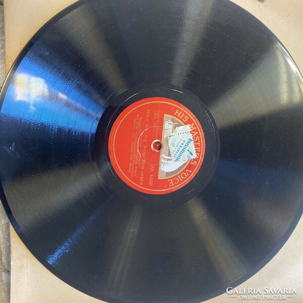 Old gramophone records