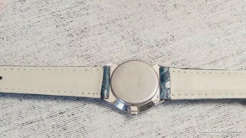 J. Chevalier classic prestige swiss quartz women's watch, in working condition. A special rarity.