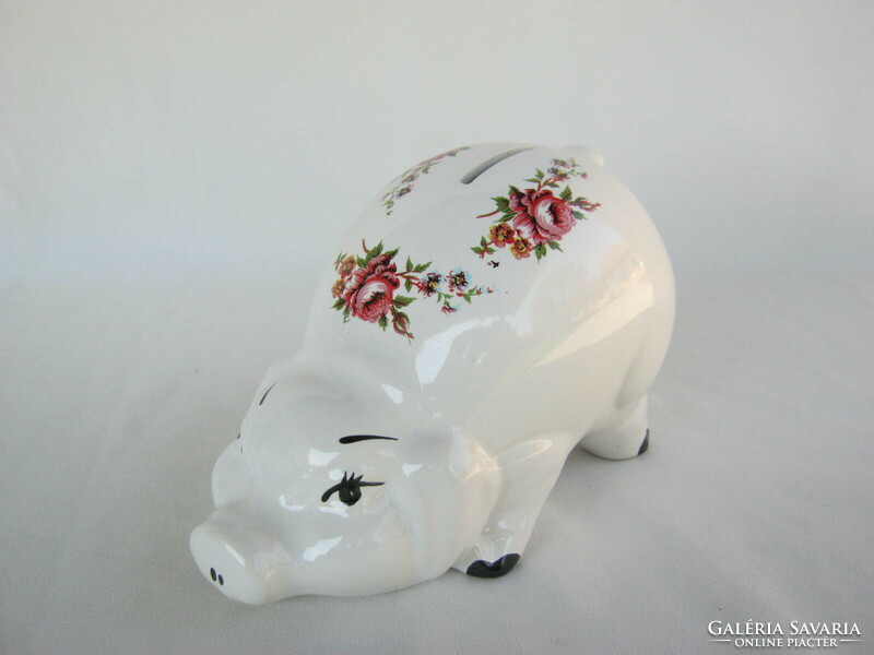 Ceramic pig bush with rose pattern