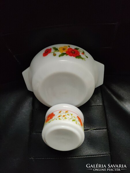 Poppy pyrex - Jena - milk glass bowls - retro/vitange kitchen.