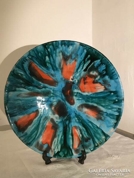Retro minimalist-abstract wall plate