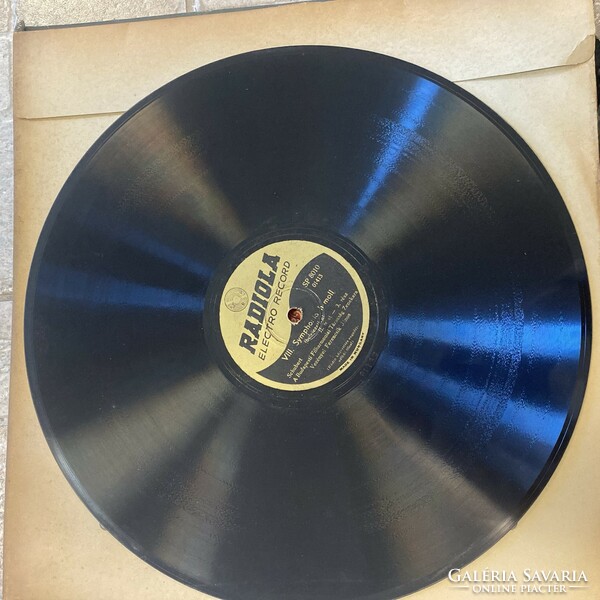 Old gramophone records