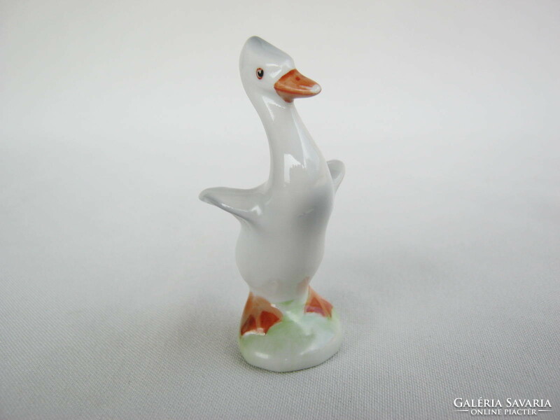 Hollóház porcelain mini goose