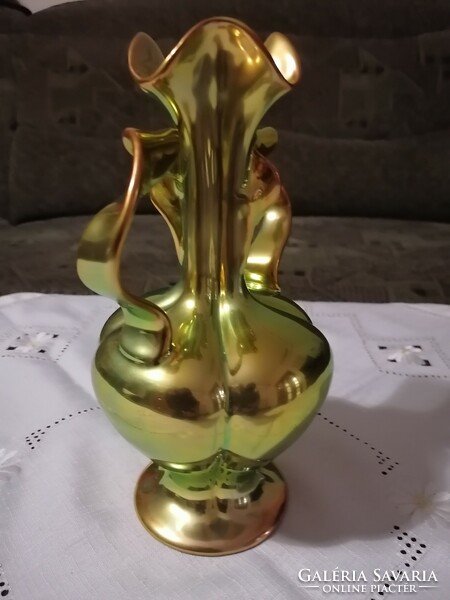 Beautiful Zsolnay eozin vase with ribbon ears