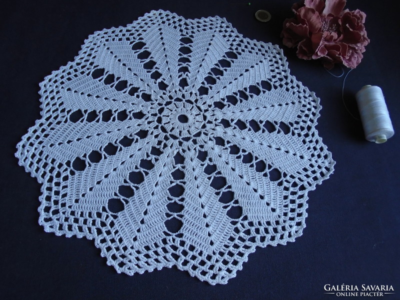 35 cm diam. Crocheted, soft, off-white tablecloth, centerpiece.