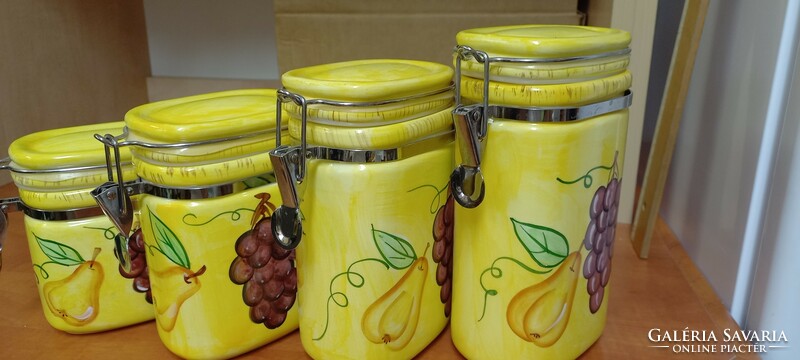 4 ceramic kitchen containers