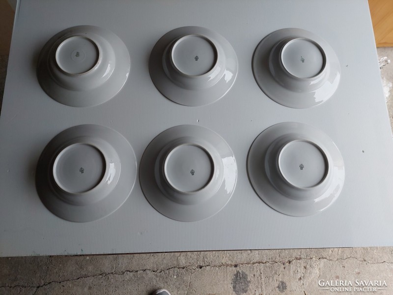 6 flawless Zsolnay deep plates