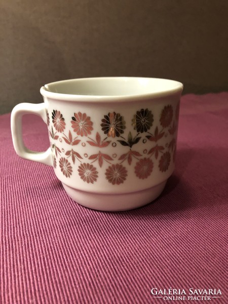 Zsolnay porcelain mug with gilded pattern