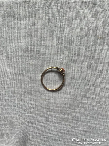 Old coral ring