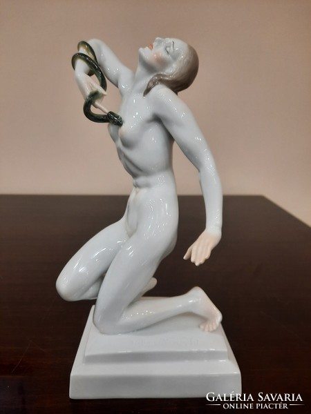 Herendi Kleopátra a kígyóval porcelán figura