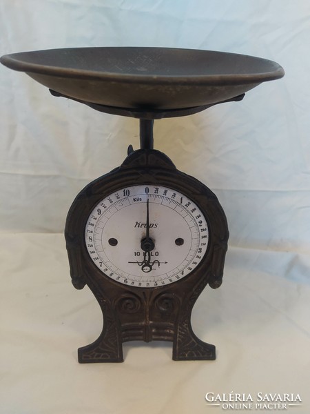 Antique clock scale