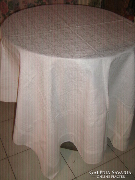 Charming white tiny tulip checkered woven damask tablecloth