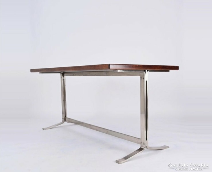 Rózsafából és acélból készült asztal design Moscatelli, Formanova