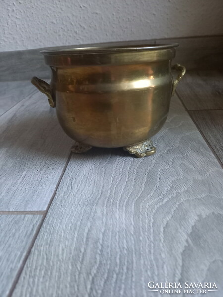 Beautiful antique copper basket (10.3x16 cm)