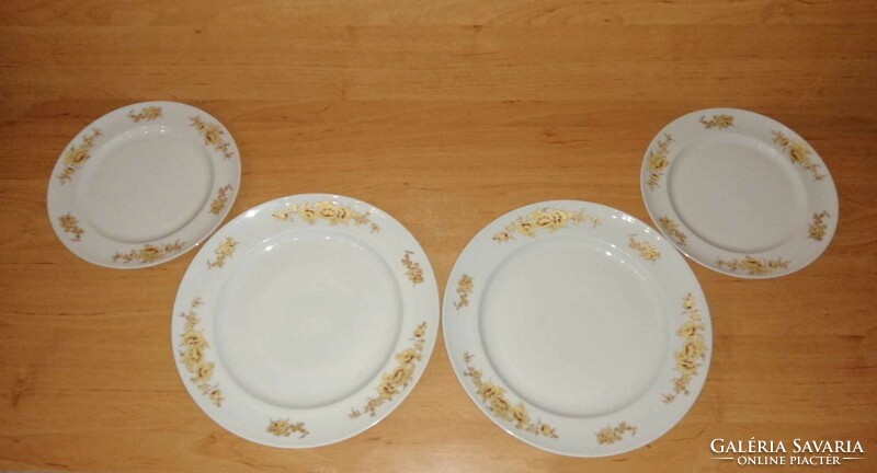 Alföldi porcelain 2 flat plates and 2 small plates in one