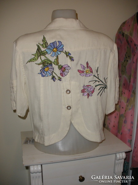 100% Silk jacket, cream