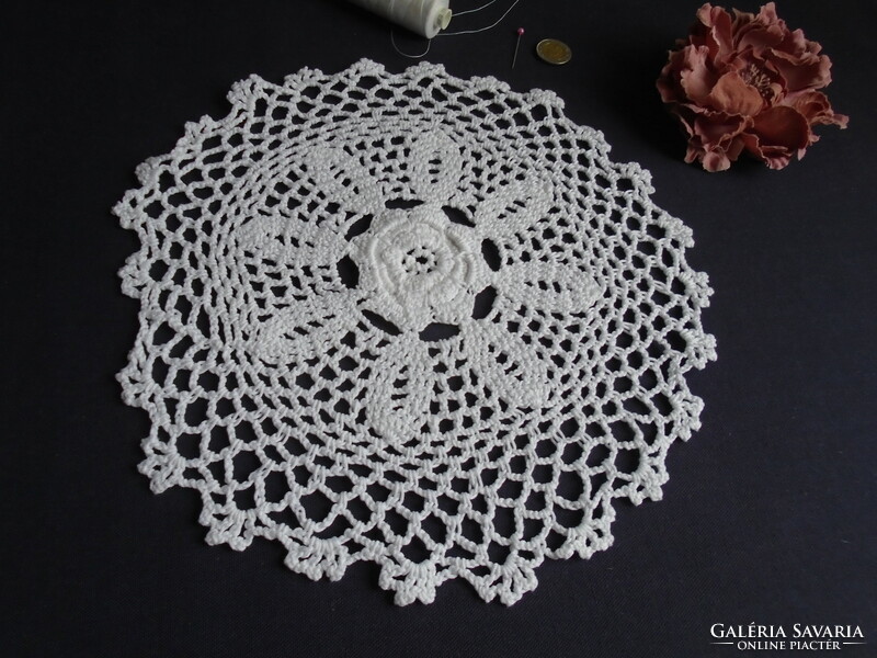 31 cm Diam. Snow-white tablecloth crocheted from thicker cotton thread.