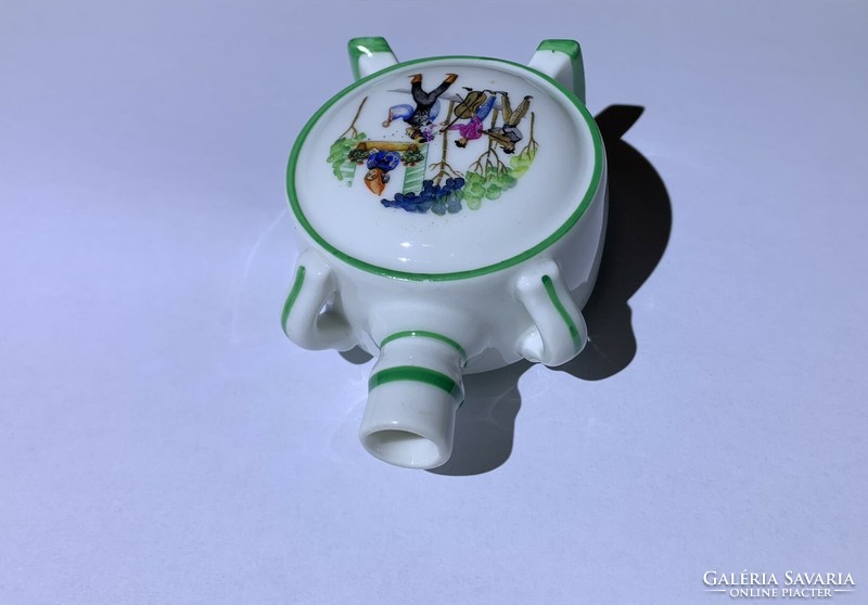 Zsolnay pajzspecsétes szerenádos porcelán mini kulacs, butykos dugó nélkül - 10x6x3 cm