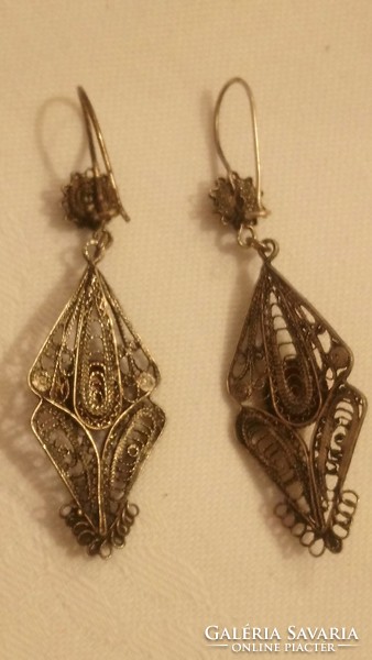 Antique filigree silver earrings with coral gemstones